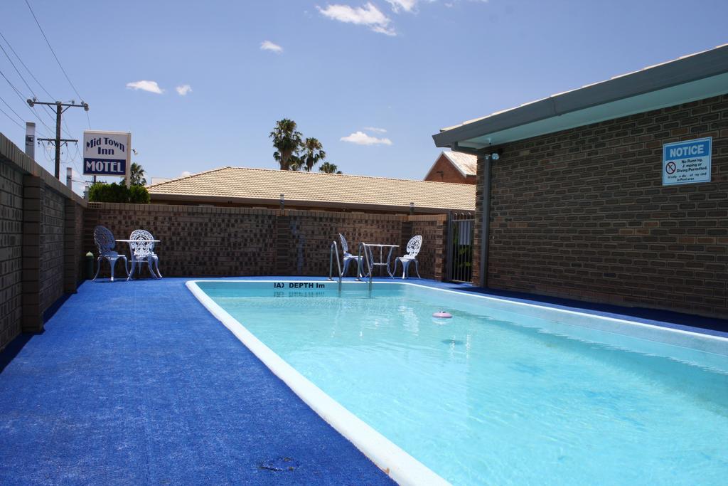 Mid Town Inn Narrabri Buitenkant foto